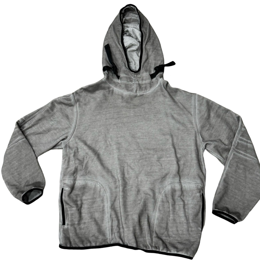 URBAN OUTFITTERS HOODIE SIZE LARGE